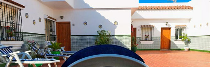 Ferienwohnungen in Tarifa residencial Luna Patio, Innenhof